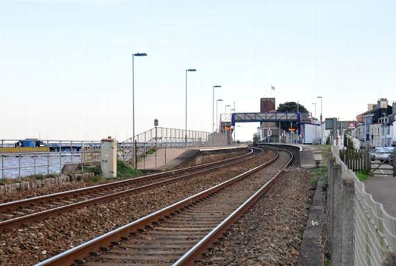 Coroner records man's suicide at rail line