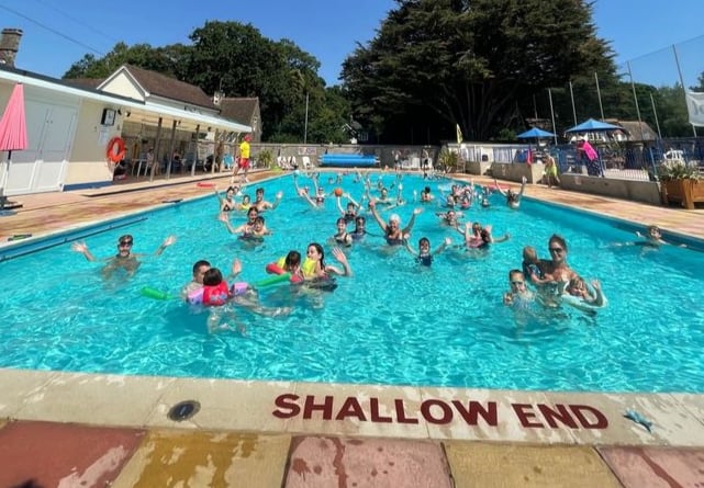 Bovey Tracey Swimming Pool 