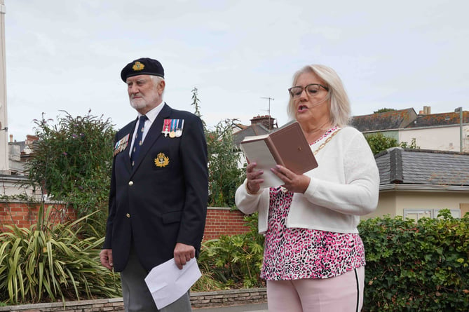Merchant Navy Day commemorated in Dawlish. [September 2022]                               