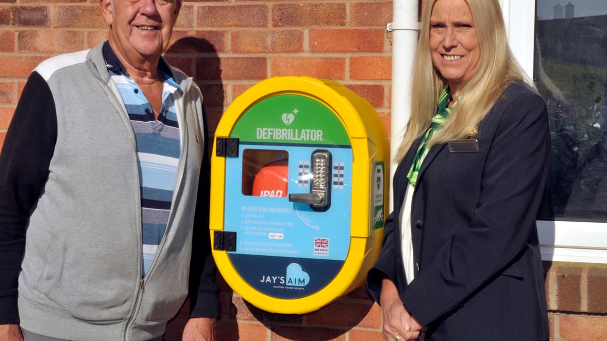 Bradley Community Centre has defibrillator installed dawlishtoday.co.uk
