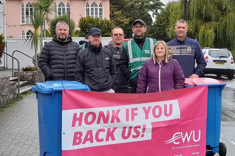 Royal Mail workers on the Dawlish picket line