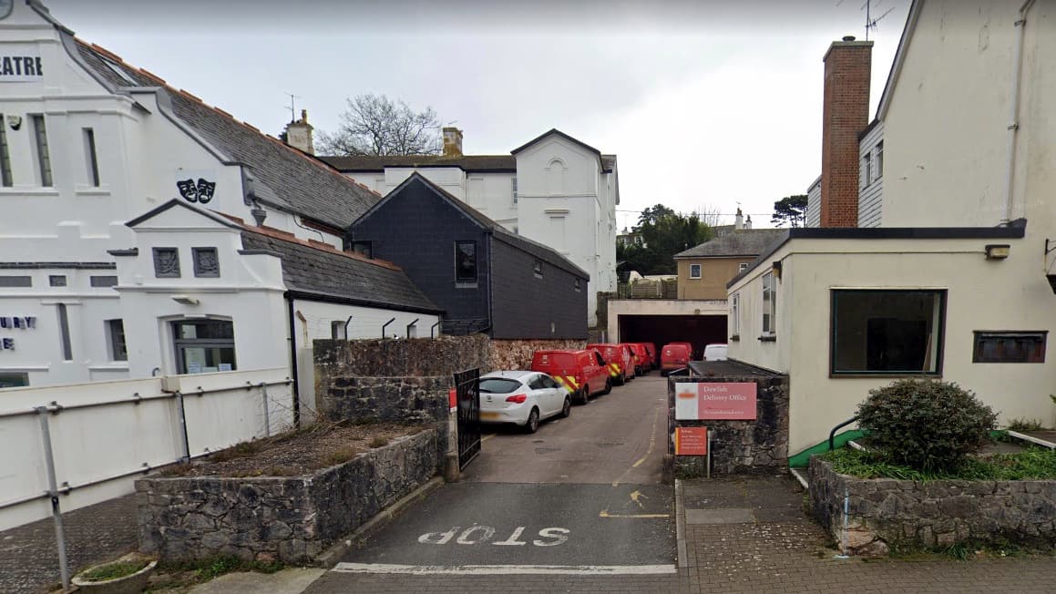 Police seek man following Dawlish incident dawlishtoday.co.uk