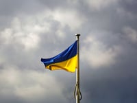 Authorities pay tribute to Ukrainian teenager 