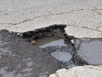 Newton potholes in the spotlight
