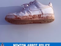 Newton police hunt as ‘Cinderella’ suspect legs it and loses a trainer