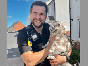Cops recruit claw officer
