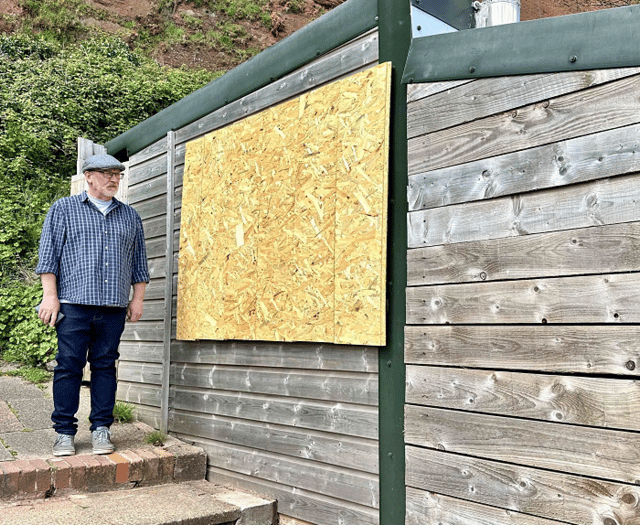 More misery for cafe