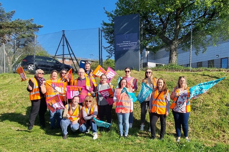 Teachers stage picket at Coombeshead College 