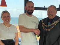 Seafront restaurant officially opened by mayor