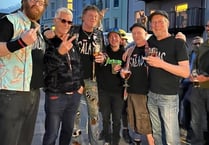 Punk legend performs at Dawlish benefit gig 