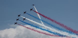 Brilliant Red Arrows over Teignmouth