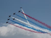 Brilliant Red Arrows over Teignmouth