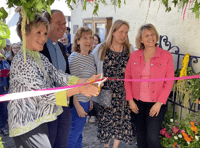 Former TV presenter Judi Spiers opens flower festival 