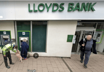 Lloyds to close last bank in Teignmouth