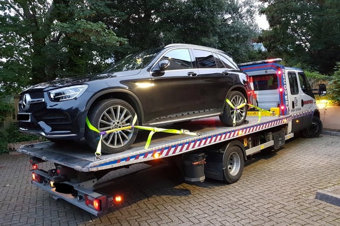POLICE have seized this car after the driver failed to stop, almost dragging officers along with it in Teignmouth.
Picture: Teignmouth and Dawlish Police (30-7-23)