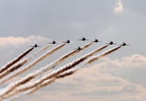 Red Arrows confirm Teignmouth Airshow date 