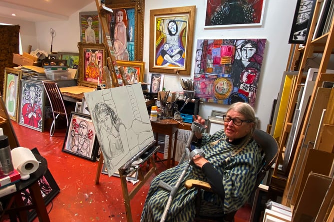 Sylvette/Lydia in her studio