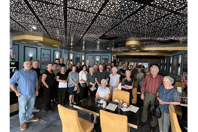 Queen Street meeting at Meddys