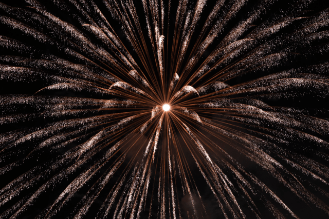 Online fundraising for beach-side fireworks up and running 