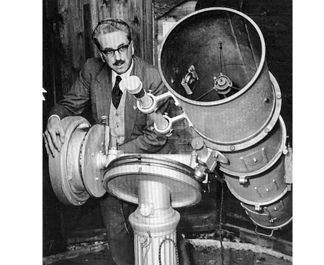 Time travelling with Teignmouth historian Viv