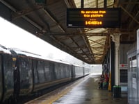 Rail lines closed as Second World War bomb removed 