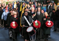 Watch as parade moves through Kingsteignton for Remembrance Sunday 