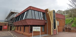 Leisure Centre's changing rooms  comply with gender law