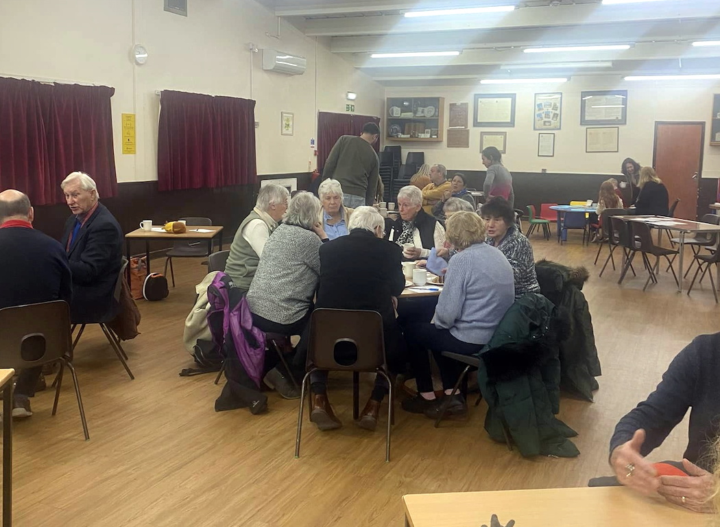 A cuppa and cake to keep in touch