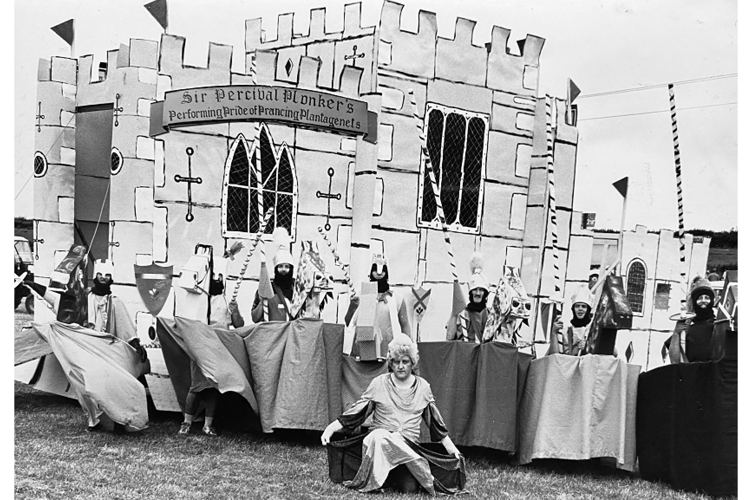A mobile stately pile featuring Sir Percival Plonker’s Performing Pride of Prancing Plantagenets.