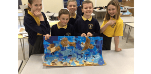 Artist Alistair helps Starcross youngsters work come to life
