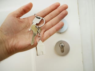 Research reveals that a quarter of house buyers bribed sellers