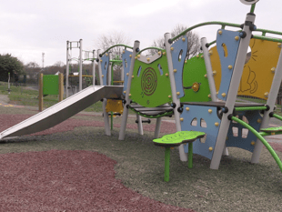 Patrols at park as police issue anti-social behaviour reminder 