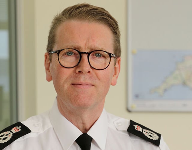 Criminal investigation into suspended Chief Constable dropped
