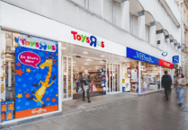 Toys R Us is back, and it's coming to a Teignbridge town!