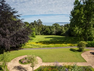 Gardeners' delight in opening to public for hospice 