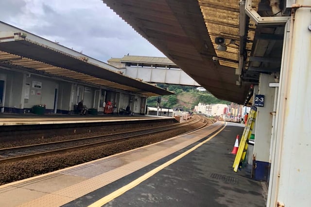 Conductor, public injured in Dawlish dispute