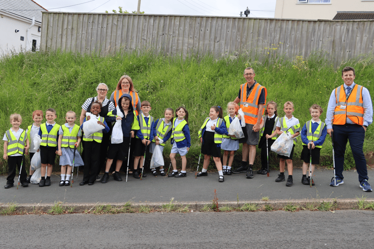 Pupils from Pine Class took to the streets in a bid to rid the town of litter