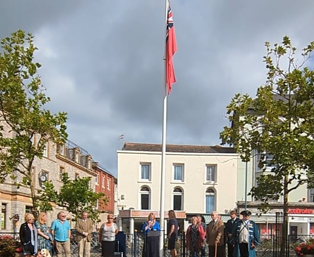 Towns commemorate Merchant Navy Day