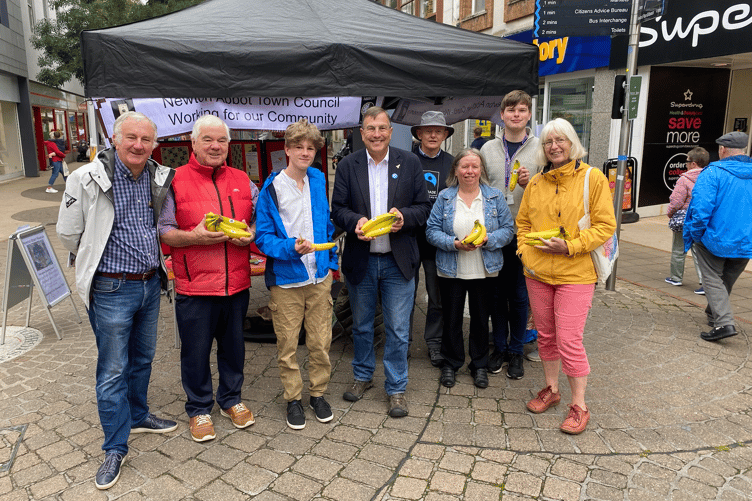 The attached image shows some of those taking part in Saturday’s event. Free Fairtrade chocolate and bananas were on offer.