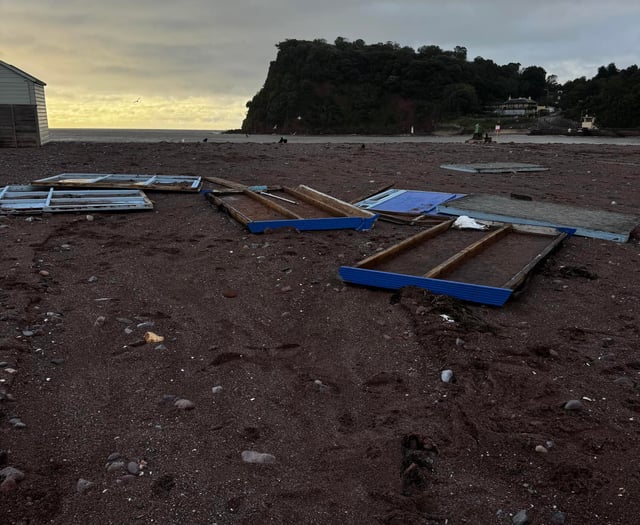 Storm batters Teignbridge 