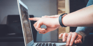 One-to-one help with digital skills at library 