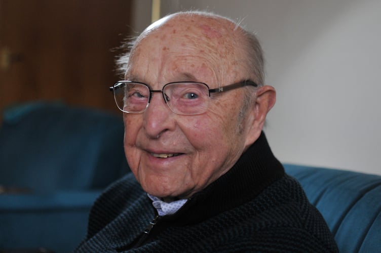 Teignmouth centenarian Don Tracey