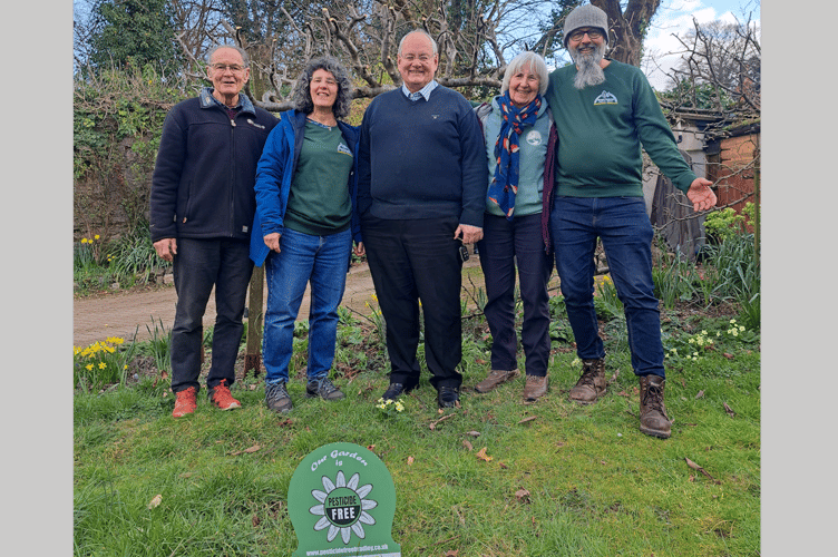 Local Bradley residents Roz and Richard Paisey with Cllr Phil Bullivant and Green Futures Community Workers Anita Gorst and Andrew Rothery