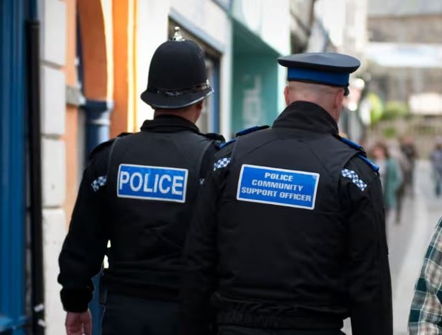 Police warn of youth gathering in Dawlish