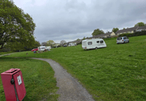 Travellers set up unauthorised camp in park