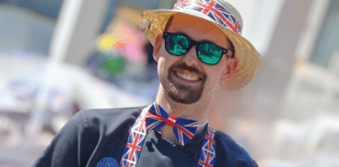 Teignmouth care home marks VE Day with flyover