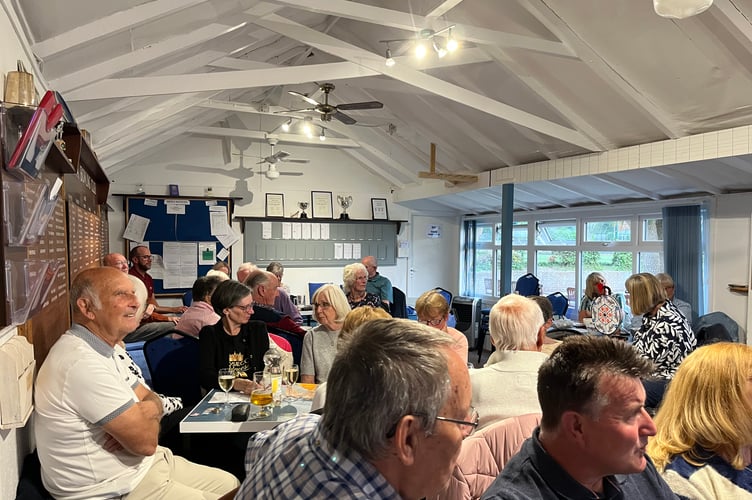 Marina Bowling Club horse racing social