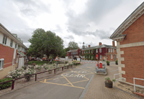 Teignbridge florist to compete in prestigious competition