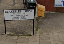 Suspects at large after man stabbed in leg in Exeter