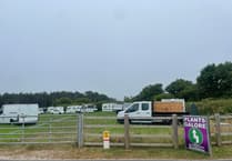 Travellers encamp near Newton Abbot garden centre